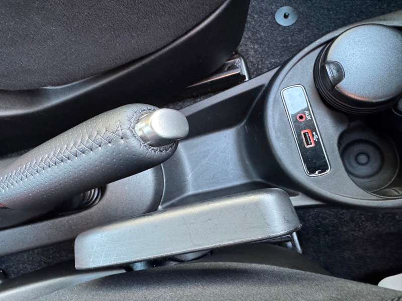 2017 ABARTH 595 2017 ABARTH 595