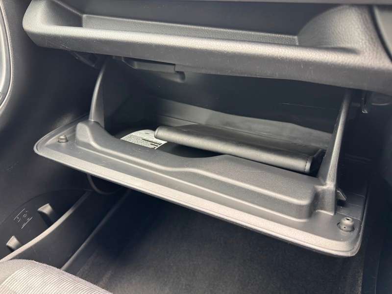 2017 TOYOTA YARIS 2017 TOYOTA YARIS