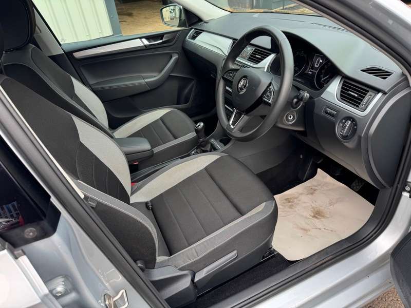 A 2019 SKODA RAPID SPACEBACK 1.0 TSI 12V 95BHP Euro 6 SE Tech **Smart Stylish High Spec Model / Averaging 60MPG** A 2019 SKODA RAPID SPACEBACK 1.0 TSI 12V 95BHP Euro 6 SE Tech **Smart Stylish High Spec Model / Averaging 60MPG**