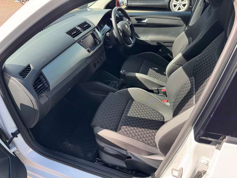 2017 SKODA FABIA 2017 SKODA FABIA