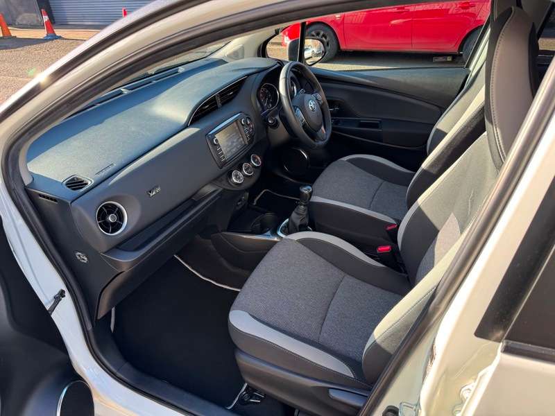 2019 TOYOTA YARIS 2019 TOYOTA YARIS