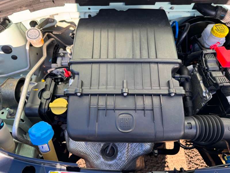 2018 FIAT 500 2018 FIAT 500