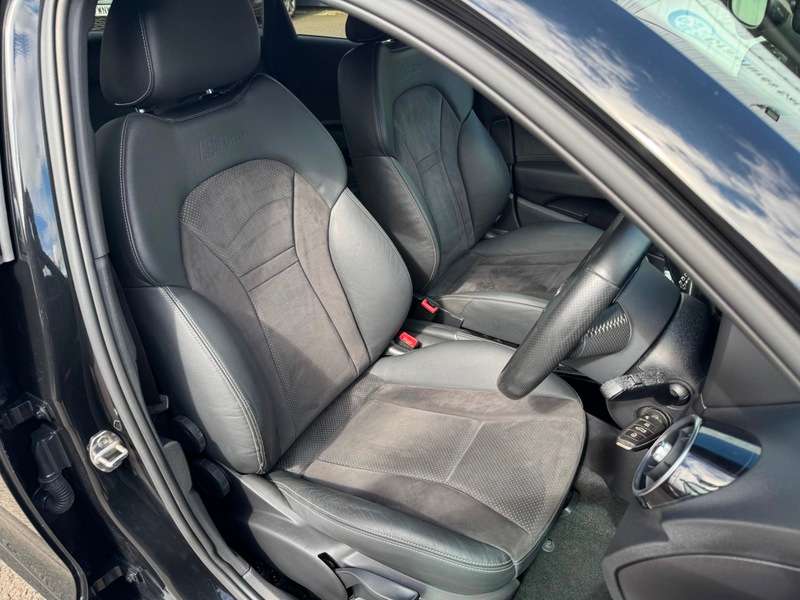 2016 AUDI A1 2016 AUDI A1