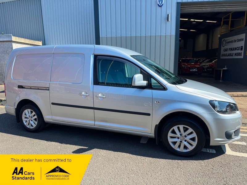 A 2015 VOLKSWAGEN CADDY 1.6TDi 16V 101BHP C20 Highline **FULL Service History** A 2015 VOLKSWAGEN CADDY 1.6TDi 16V 101BHP C20 Highline **FULL Service History**
