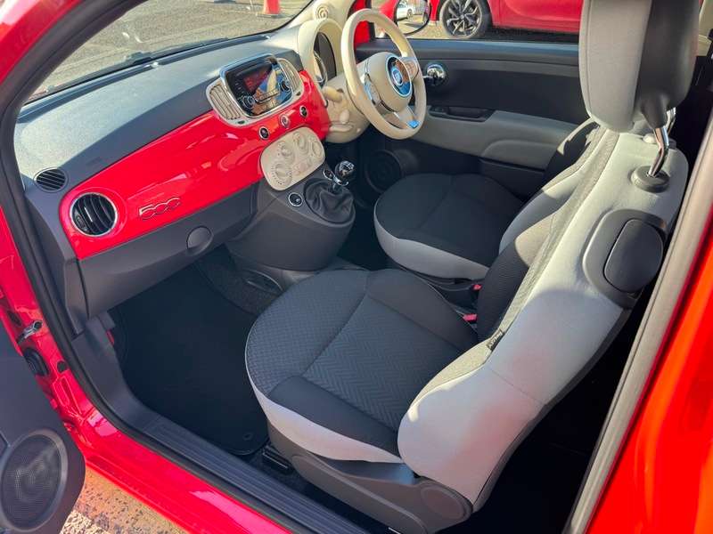 2017 FIAT 500 2017 FIAT 500