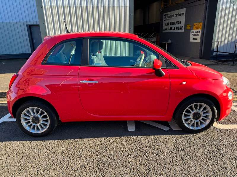 A 2017 FIAT 500 1.2i 8V 69BHP Euro 6 Pop Star **Smart Stylish High Spec Wee Model** A 2017 FIAT 500 1.2i 8V 69BHP Euro 6 Pop Star **Smart Stylish High Spec Wee Model**
