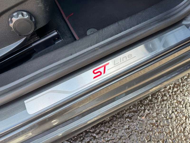 2020 FORD FOCUS 2020 FORD FOCUS