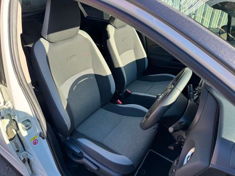 2019 TOYOTA YARIS 2019 TOYOTA YARIS