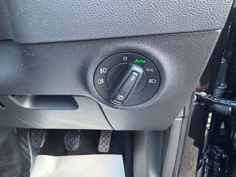 2018 SKODA KAROQ 2018 SKODA KAROQ