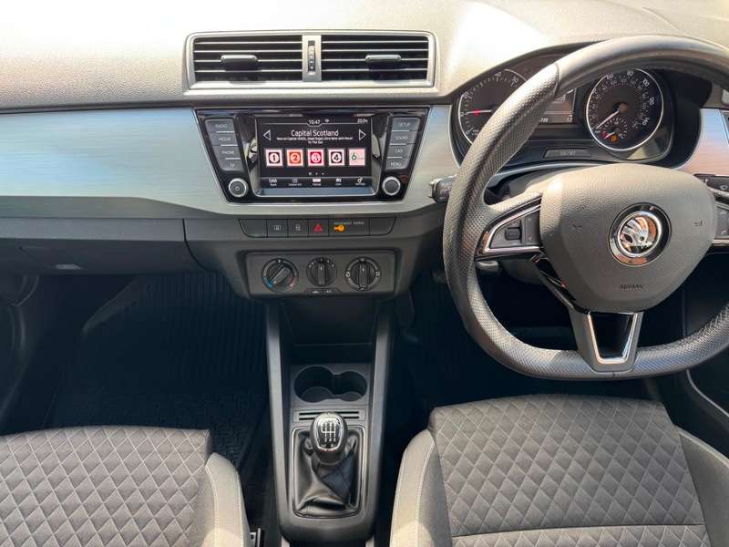 2017 SKODA FABIA 2017 SKODA FABIA