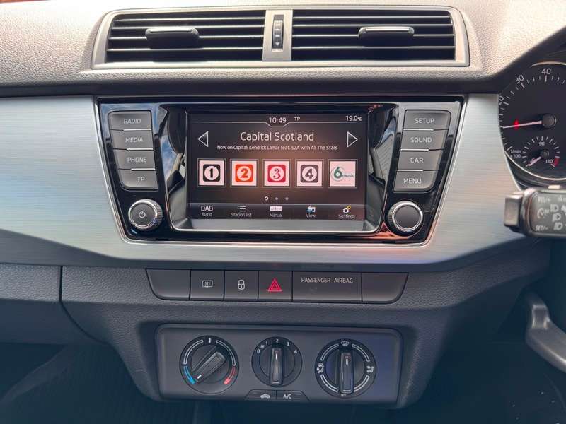 2017 SKODA FABIA 2017 SKODA FABIA