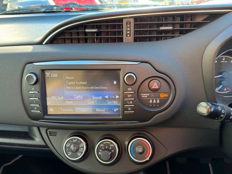 2019 TOYOTA YARIS 2019 TOYOTA YARIS