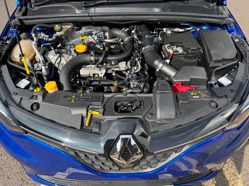2021 RENAULT CLIO 2021 RENAULT CLIO
