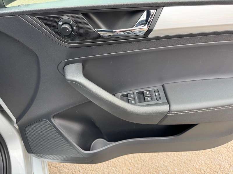 2019 SKODA RAPID SPACEBACK 2019 SKODA RAPID SPACEBACK