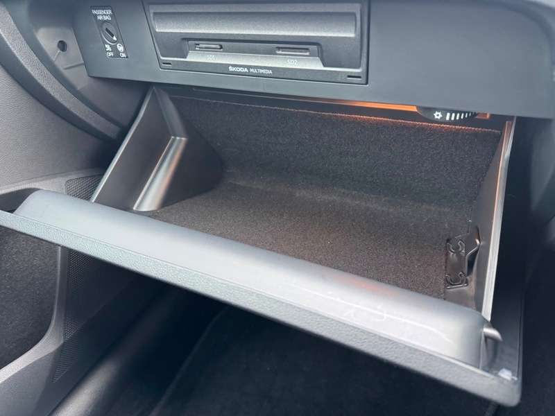 2017 SKODA OCTAVIA 2017 SKODA OCTAVIA