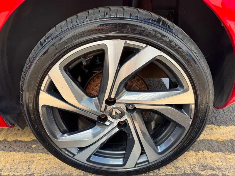 2019 RENAULT CLIO 2019 RENAULT CLIO