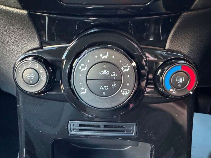 2015 FORD FIESTA 2015 FORD FIESTA