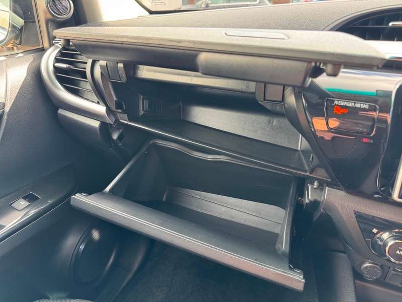 2018 TOYOTA HILUX 2018 TOYOTA HILUX