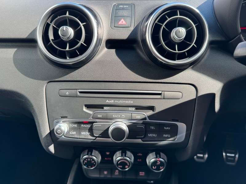 2016 AUDI A1 2016 AUDI A1