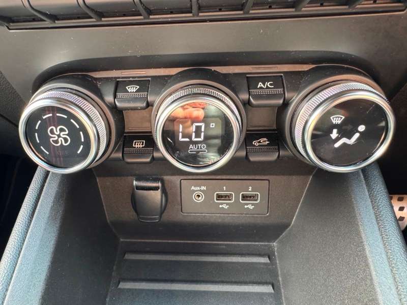2019 RENAULT CLIO 2019 RENAULT CLIO