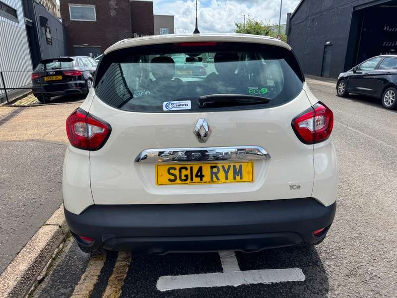 A 2014 RENAULT CAPTUR 0.9 TCe Energy 12V 90BHP Dynamique MediaNav **FULL Service History / £35 Yearly Road Tax** A 2014 RENAULT CAPTUR 0.9 TCe Energy 12V 90BHP Dynamique MediaNav **FULL Service History / £35 Yearly Road Tax**