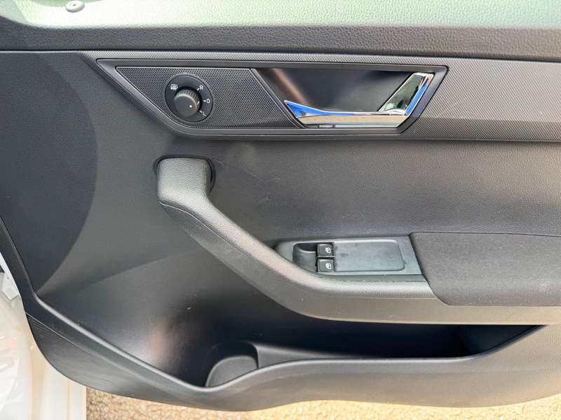 2017 SKODA FABIA 2017 SKODA FABIA
