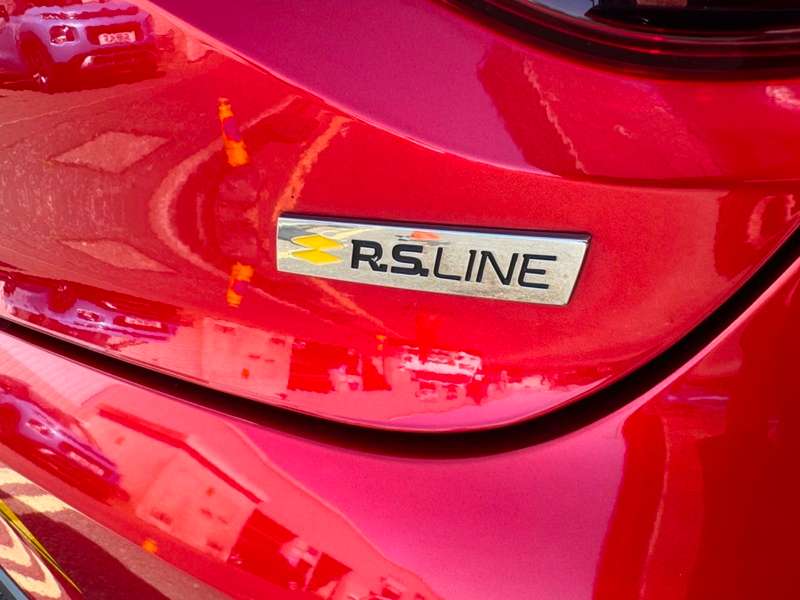 2019 RENAULT CLIO 2019 RENAULT CLIO