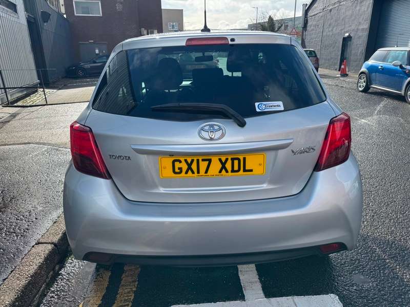 A 2017 TOYOTA YARIS 1.4D-4D 16V 90BHP Euro 6 Icon **FULL Service History / £20 Yearly Road Tax / Averaging 81MPG** A 2017 TOYOTA YARIS 1.4D-4D 16V 90BHP Euro 6 Icon **FULL Service History / £20 Yearly Road Tax / Averaging 81MPG**