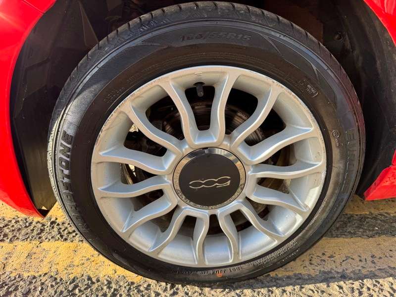 2017 FIAT 500 2017 FIAT 500