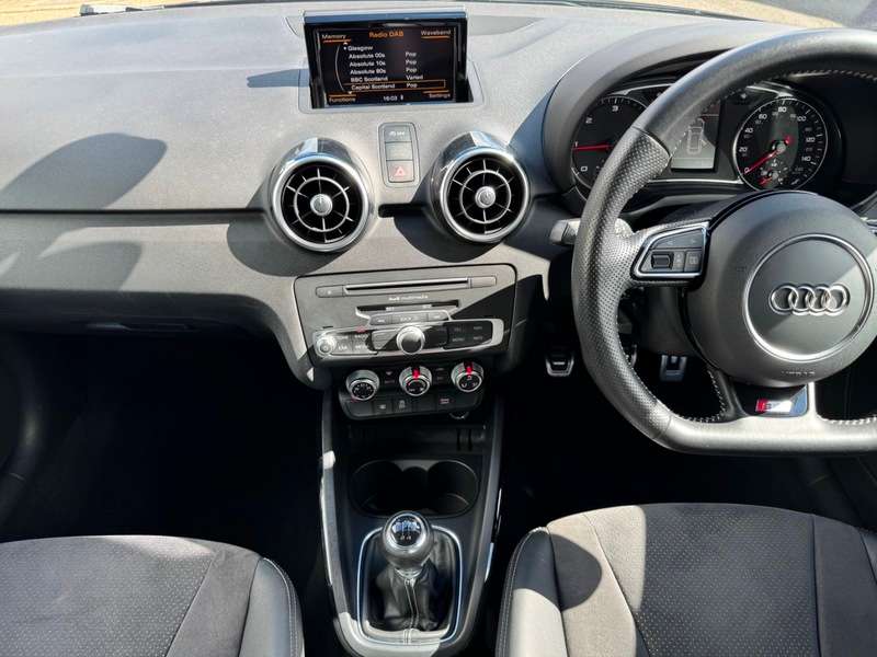 2016 AUDI A1 2016 AUDI A1