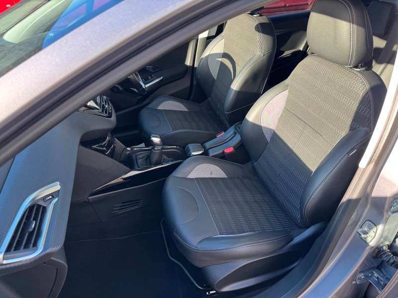 2018 PEUGEOT 2008 2018 PEUGEOT 2008