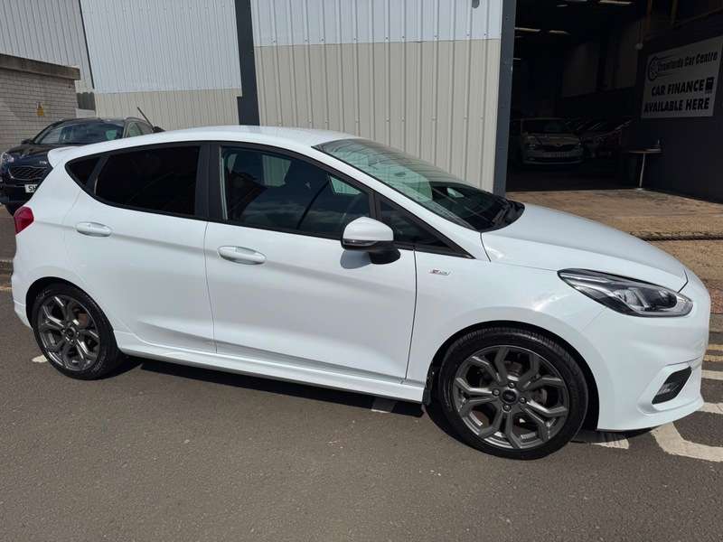 A 2020 FORD FIESTA 1.0T EcoBoost 12V 95BHP Euro 6 ST-Line Edition **Smart Stylish High Spec Model** A 2020 FORD FIESTA 1.0T EcoBoost 12V 95BHP Euro 6 ST-Line Edition **Smart Stylish High Spec Model**