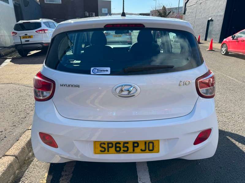 A 2015 HYUNDAI I10 1.0i 12V 66BHP Euro 6 SE **FULL Service History / LOW Mileage / £20 Yearly Road Tax / Averaging 60MPG** A 2015 HYUNDAI I10 1.0i 12V 66BHP Euro 6 SE **FULL Service History / LOW Mileage / £20 Yearly Road Tax / Averaging 60MPG**