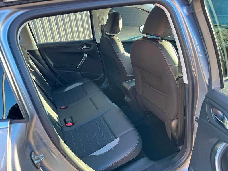 2018 PEUGEOT 2008 2018 PEUGEOT 2008