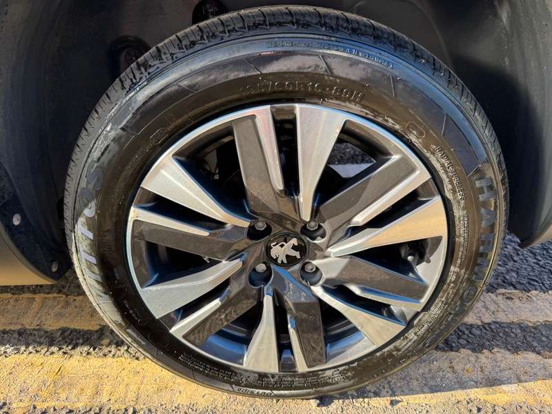 2018 PEUGEOT 2008 2018 PEUGEOT 2008