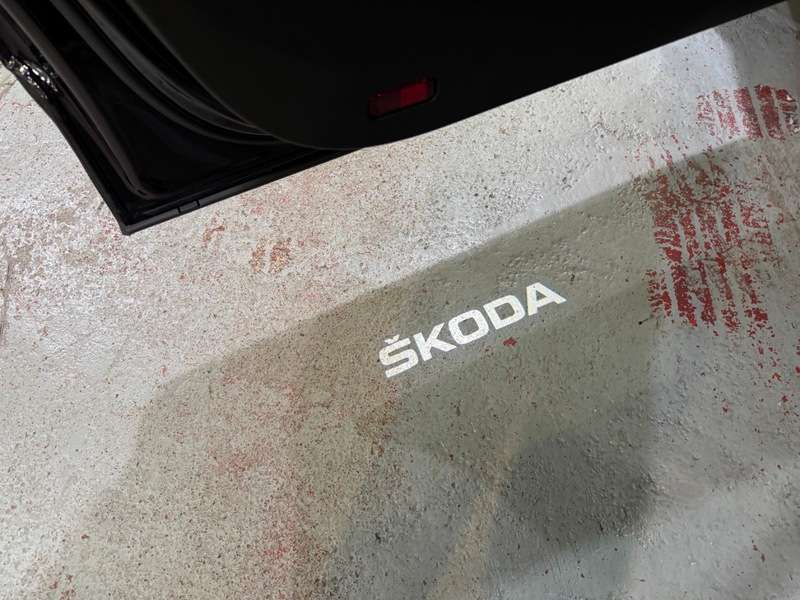 2018 SKODA KAROQ 2018 SKODA KAROQ