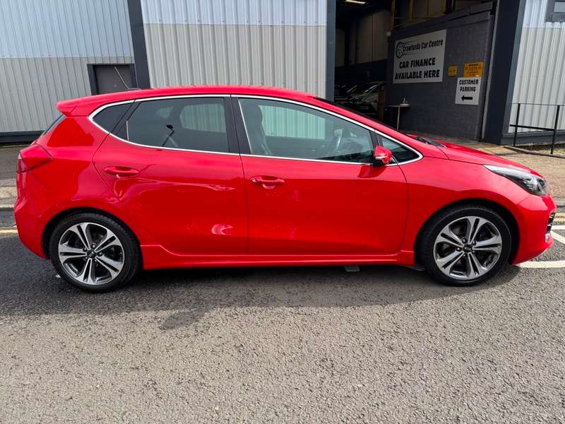 A 2017 KIA CEED 1.6CRDi 16V 134BHP Euro 6 GT-Line **FULL Service History / £20 Yearly Tax / Averaging 72MPG / Smart Stylish High Spec Mode A 2017 KIA CEED 1.6CRDi 16V 134BHP Euro 6 GT-Line **FULL Service History / £20 Yearly Tax / Averaging 72MPG / Smart Stylish High Spec Mode