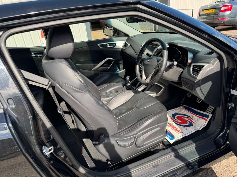 A 2012 HYUNDAI VELOSTER 1.6GDi 16V 140BHP Sport Media Pack **Service History / Rare Unusual Smart & Stylish High Spec Model** A 2012 HYUNDAI VELOSTER 1.6GDi 16V 140BHP Sport Media Pack **Service History / Rare Unusual Smart & Stylish High Spec Model**
