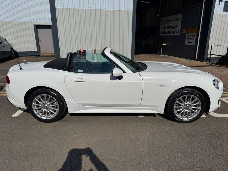 2018 FIAT 124 SPIDER 2018 FIAT 124 SPIDER