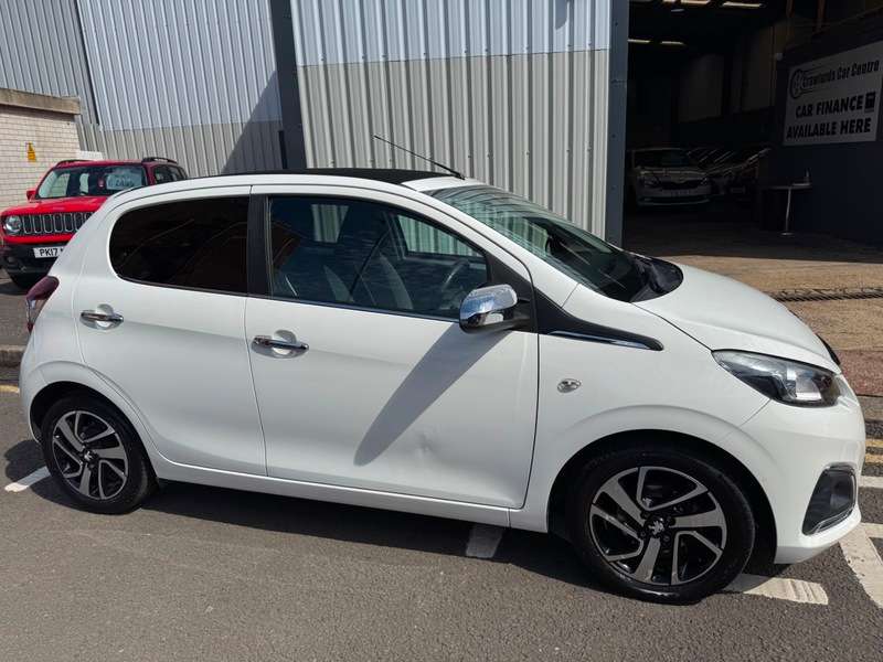 A 2018 PEUGEOT 108 TOP! 1.2 Puretech 12V 82BHP Euro 6 Allure **FULL Service History / Rare Smart Stylish High Spec Model** A 2018 PEUGEOT 108 TOP! 1.2 Puretech 12V 82BHP Euro 6 Allure **FULL Service History / Rare Smart Stylish High Spec Model**