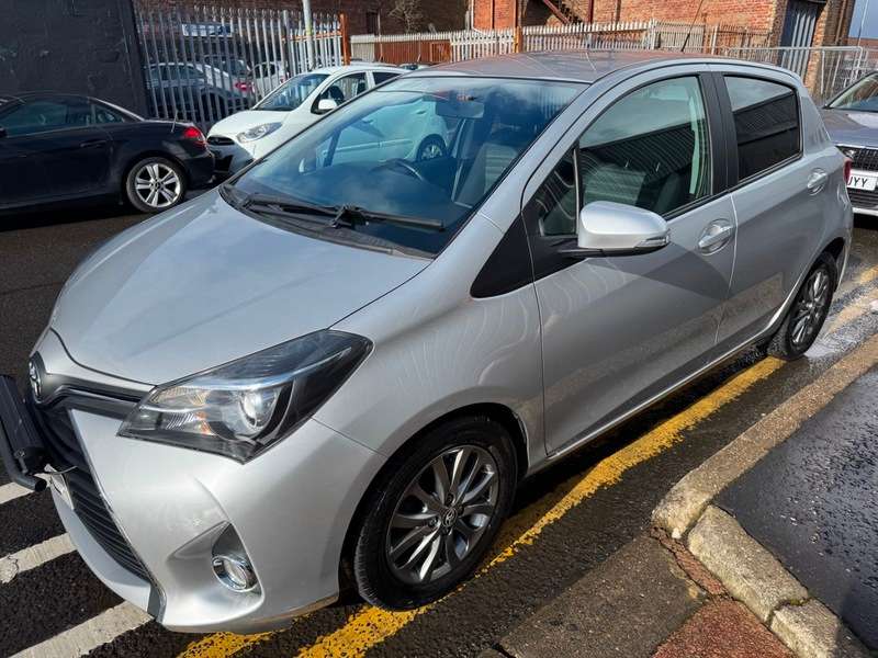 2017 TOYOTA YARIS 2017 TOYOTA YARIS