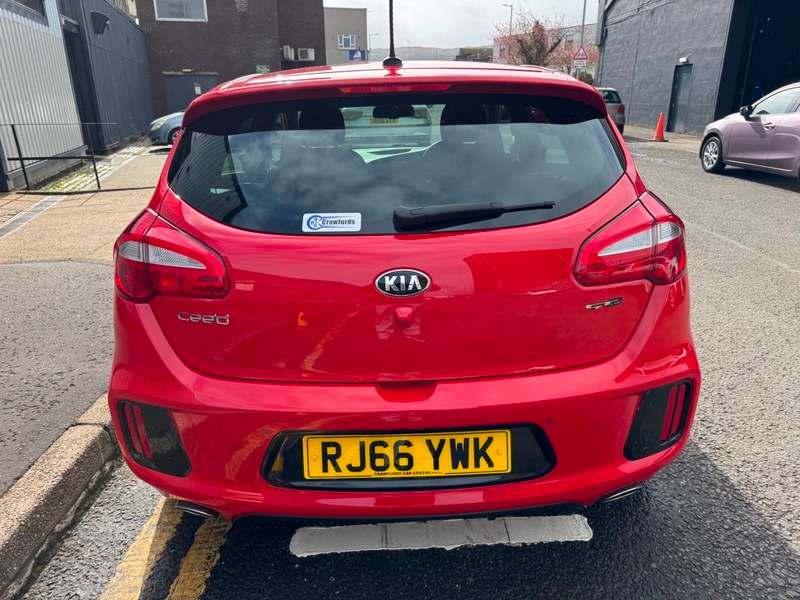 A 2017 KIA CEED 1.6CRDi 16V 134BHP Euro 6 GT-Line **FULL Service History / £20 Yearly Tax / Averaging 72MPG / Smart Stylish High Spec Mode A 2017 KIA CEED 1.6CRDi 16V 134BHP Euro 6 GT-Line **FULL Service History / £20 Yearly Tax / Averaging 72MPG / Smart Stylish High Spec Mode