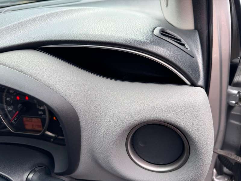 2017 TOYOTA YARIS 2017 TOYOTA YARIS