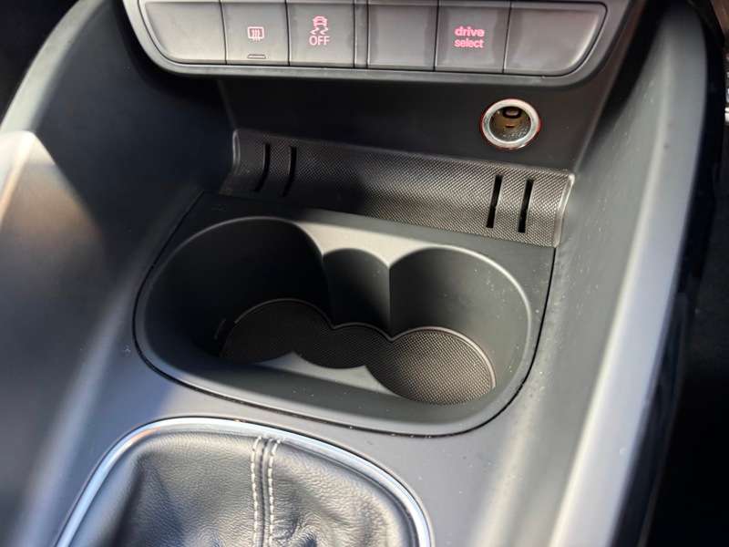 2016 AUDI A1 2016 AUDI A1
