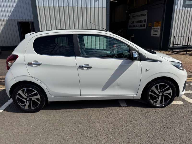 A 2018 PEUGEOT 108 TOP! 1.2 Puretech 12V 82BHP Euro 6 **Rare Smart Stylish High Spec Model** A 2018 PEUGEOT 108 TOP! 1.2 Puretech 12V 82BHP Euro 6 **Rare Smart Stylish High Spec Model**