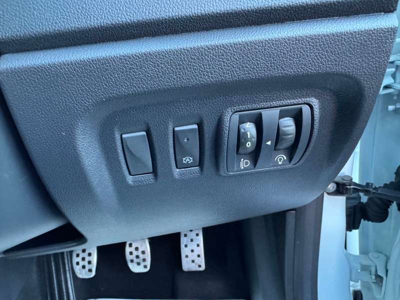 2017 RENAULT CAPTUR 2017 RENAULT CAPTUR