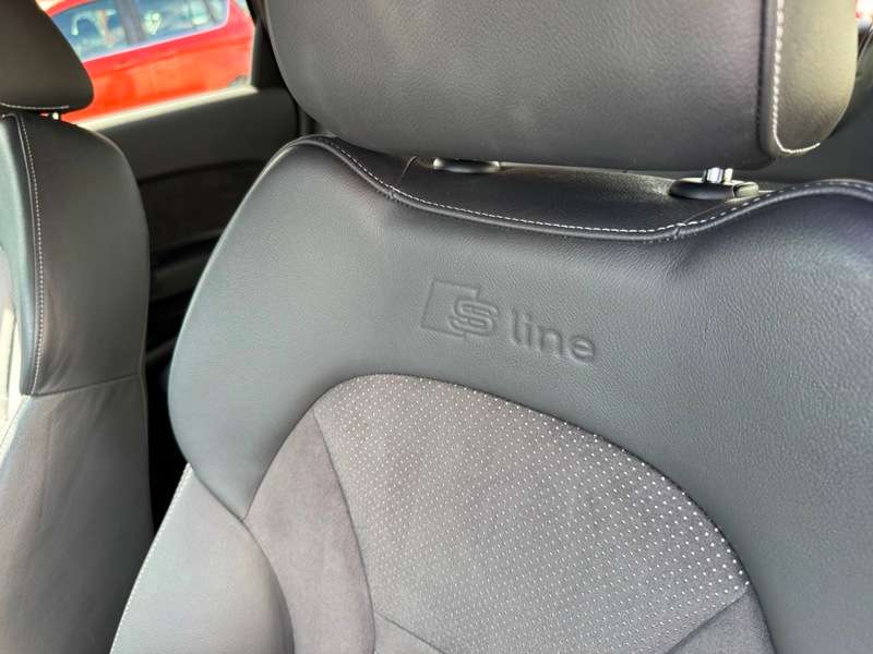 2016 AUDI A1 2016 AUDI A1