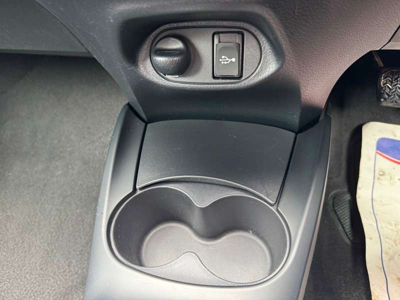 2017 TOYOTA YARIS 2017 TOYOTA YARIS