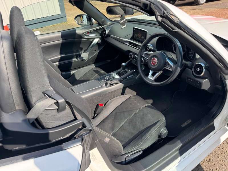 2018 FIAT 124 SPIDER 2018 FIAT 124 SPIDER