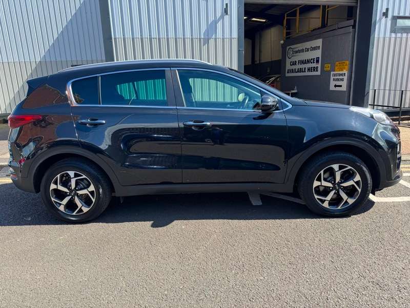 A 2019 KIA SPORTAGE 1.6 GDi ISG 16V 130BHP Euro 6 2 **FULL Service History** A 2019 KIA SPORTAGE 1.6 GDi ISG 16V 130BHP Euro 6 2 **FULL Service History**